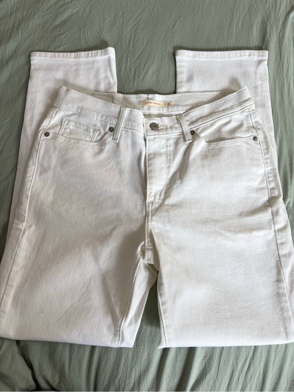 Levi’s Women Classic Straight-Leg Jeans